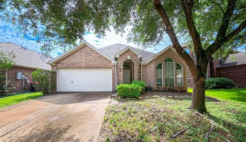 3218 Travis Creek Way, Fresno, TX, 77545-7081 | Card Image
