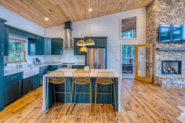 739 Big Sky Trl, Home with 6 bedrooms, 5 bathrooms and null parking in Epworth GA | Image 16