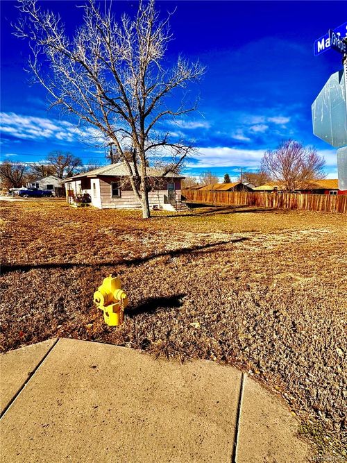 141 Main St, Hudson, CO, 80642-5011 | Card Image