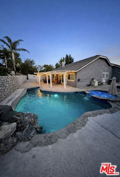 2982 Briarwood Dr, San Bernardino, CA, 92407 | Card Image