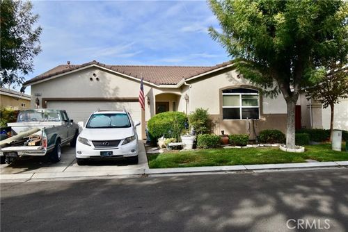  La Vina Circle, Los Banos, CA, 93635 | Card Image