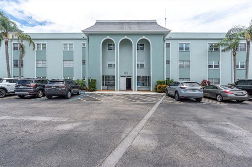 apt-146-1706 Belleair Forest Dr, BELLEAIR, FL, 33756-1547 | Card Image