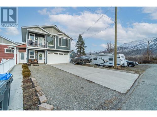 678 Settlement Rd, Kamloops, BC, V2B6J1 | Card Image