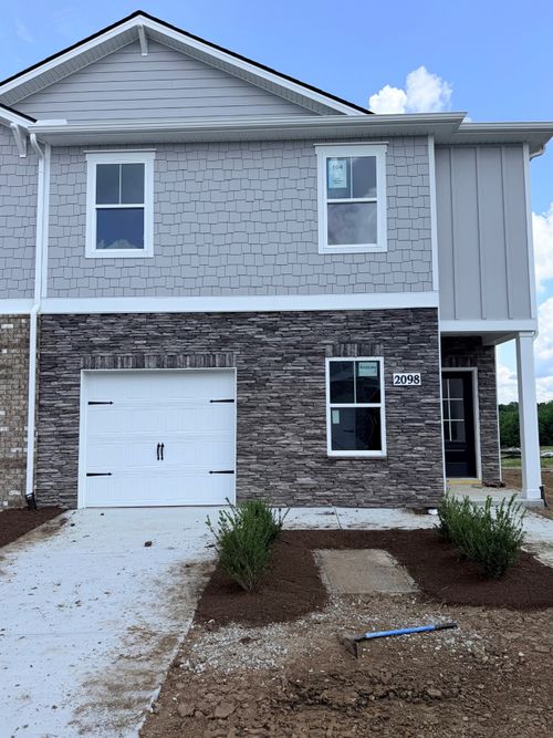2098 Widgeon Pt, Lebanon, TN, 37090-4074 | Card Image