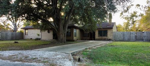 3706 College St, Damon, TX, 77430 | Card Image