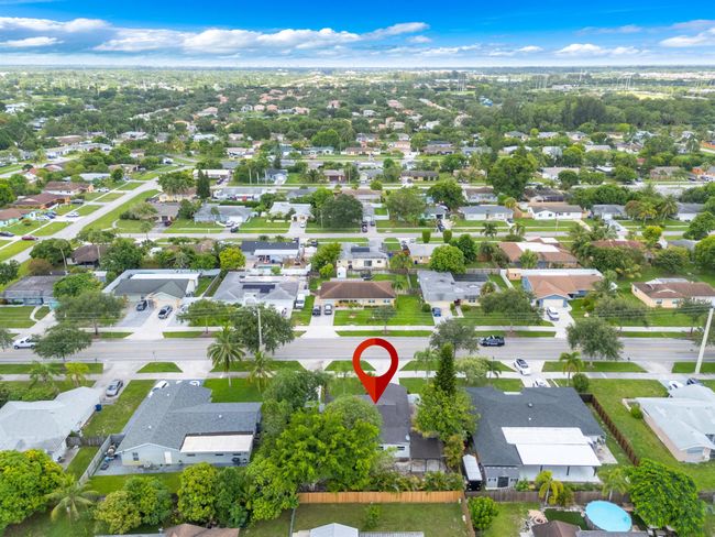 849 Royal Palm Beach Blvd, House other with 4 bedrooms, 3 bathrooms and null parking in Royal Palm Beach FL | Image 37