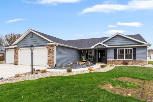 2010 Winesap Way, Kendallville, IN, 46755 | Card Image