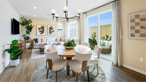 1666 Phantom Ln, Rialto, CA, 92376-2332 | Card Image