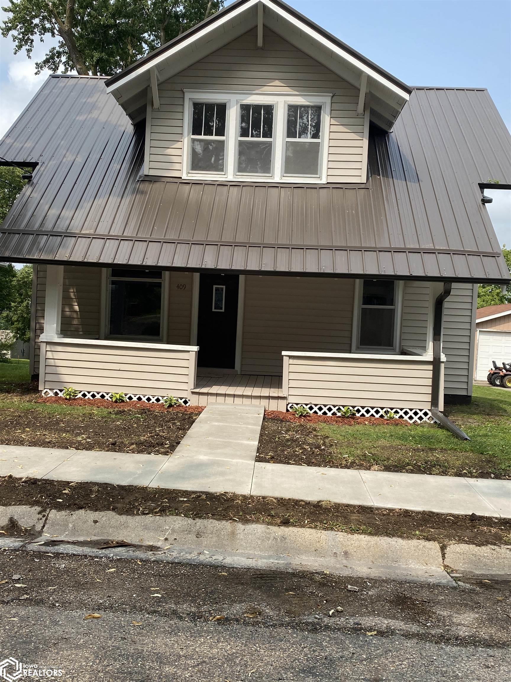 7th St, Oskaloosa, IA 52577