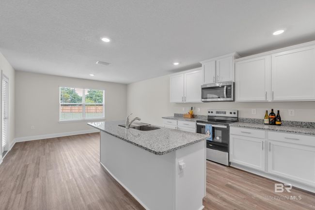 Kitchen | Image 19
