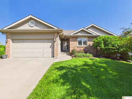 16910 Seward St, Omaha, NE, 68118-2816 | Card Image