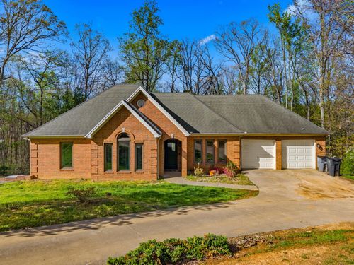 900 E Brentwood Dr, Morristown, TN, 37814-1249 | Card Image
