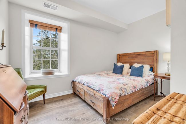 202 - 470 St Andrew St E, Condo with 2 bedrooms, 2 bathrooms and 1 parking in Fergus ON | Image 21