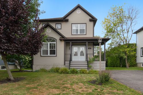 1687 Rue Magritte, House with 4 bedrooms, 2 bathrooms and null parking in Sherbrooke QC | Card Image