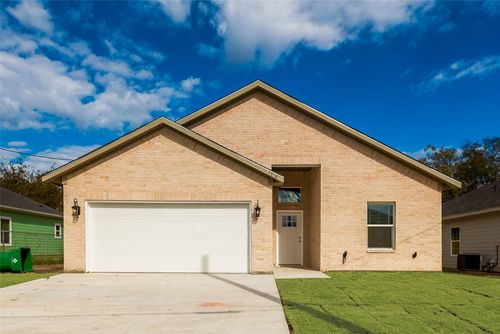1518 Walworth St, Greenville, TX, 75401-5327 | Card Image