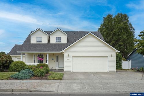 1123 Heritage Loop, Stayton, OR, 97383-1185 | Card Image
