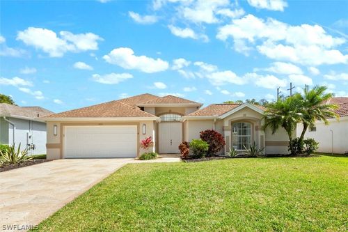 1435 Vintage Ln, NAPLES, FL, 34104-0822 | Card Image