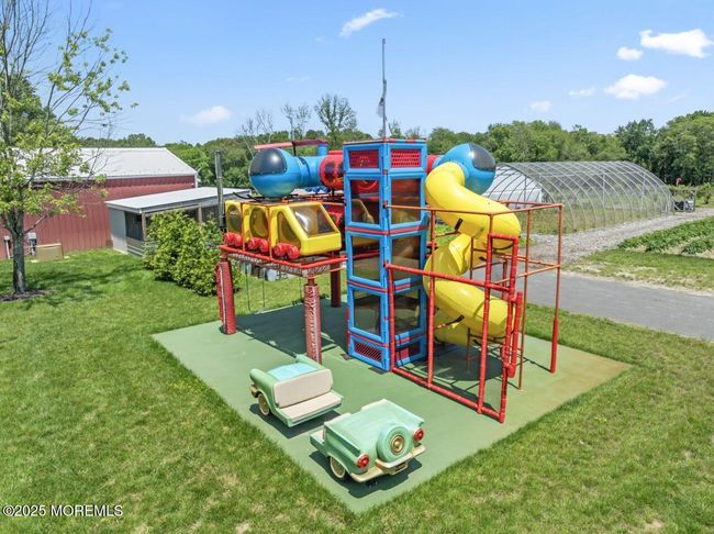 553 Colts Neck Rd, House other with 3 bedrooms, 3 bathrooms and null parking in Farmingdale NJ | Image 37