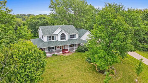 6520 Belle St, Loretto, MN, 55357-9710 | Card Image