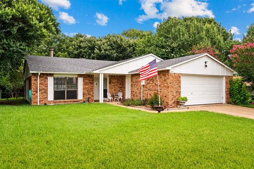 643 Randa Ln, DeSoto, TX, 75115-5531 | Card Image