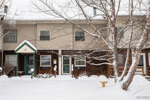 21 Evergreen Dr, Ellicottville, NY, 14731-9644 | Card Image