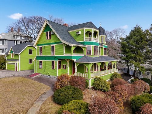 833 Franklin St, Melrose, MA, 02176-1612 | Card Image