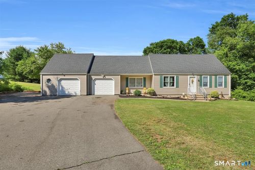 28 Mcnabola Ln, Wallingford, CT, 06492-2639 | Card Image