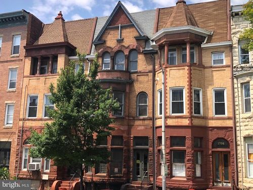 1704 Saint Paul St, Baltimore, MD, 21202-2818 | Card Image