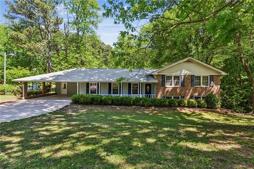 4208 Honeysuckle Dr Se, Smyrna, GA, 30082-3350 | Card Image
