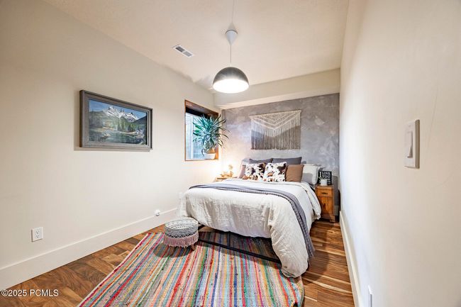 4611 S Cove Ln, Home with 3 bedrooms, 3 bathrooms and null parking in Daniel UT | Image 42