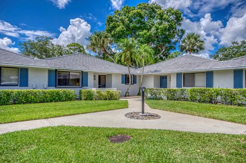 713 Club Dr, Palm Beach Gardens, FL, 33418-7052 | Card Image
