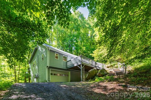 109 Narrow Way Rd, Burnsville, NC, 28714-4444 | Card Image