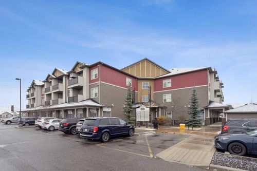 9205-101 Sunset Dr, Cochrane, AB, T4C0W7 | Card Image