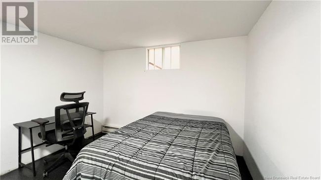 1235 Vanier Blvd, House other with 5 bedrooms, 2 bathrooms and null parking in Bathurst NB | Image 21