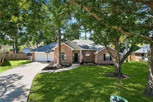 1101 Fairfield Ct, Mandeville, LA, 70448-1051 | Card Image