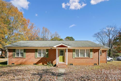 7459 Elwood Dr, Charlotte, NC, 28227-1266 | Card Image