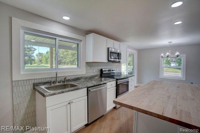 8001 Beecher Rd, House other with 4 bedrooms, 2 bathrooms and null parking in Clayton Twp MI | Image 10