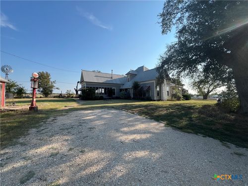 1420 N Robertson Rd, Salado, TX, 76571-5702 | Card Image