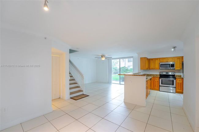 APT-112 - 12178 Saint Andrews Pl, Condo with 3 bedrooms, 3 bathrooms and null parking in Miramar FL | Image 13