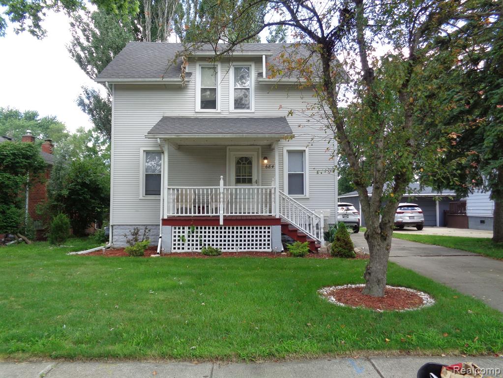 Riverbank St, Wyandotte, MI 48192