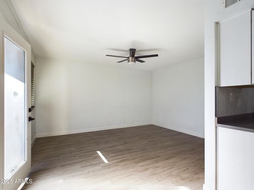 apt-4-3038 N 38th St, Phoenix, AZ, 85018-7021 | Card Image