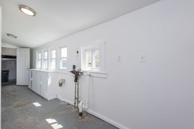 34 E Milton Ave, House other with 2 bedrooms, 1 bathrooms and null parking in Hazel Park MI | Image 13
