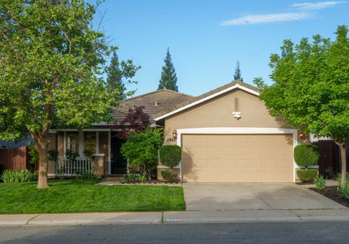 2948 Red Clover Way, Lincoln, CA, 95648-3015 | Card Image