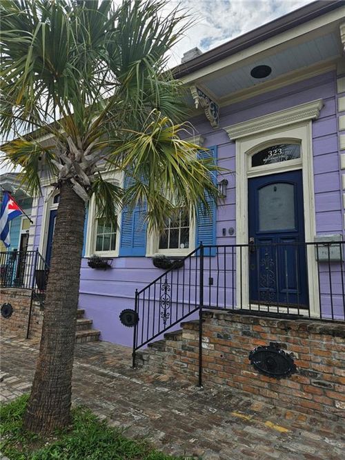 323 N Roman St, New Orleans, LA, 70112-3305 | Card Image