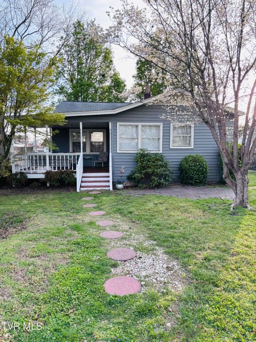 1644 Redwood Dr, Kingsport, TN, 37664-3127 | Card Image