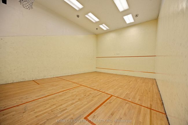 913 - 145 Hillcrest Ave, Condo with 3 bedrooms, 2 bathrooms and 1 parking in Mississauga ON | Image 34
