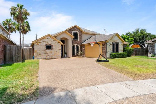 7401 Lake Windemere Dr, Corpus Christi, TX, 78413-5735 | Card Image