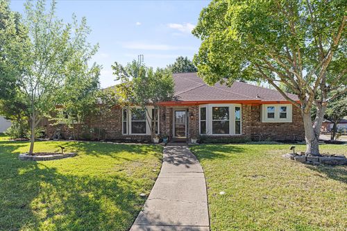 2244 Covinton Ln, Plano, TX, 75023-6425 | Card Image