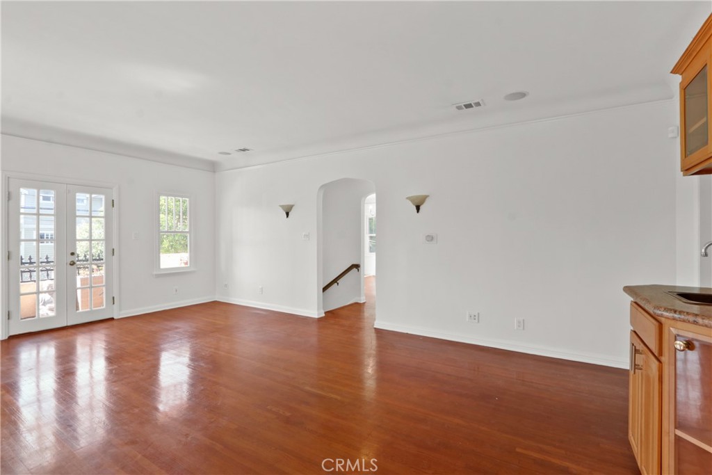 Residential in Long Beach 5