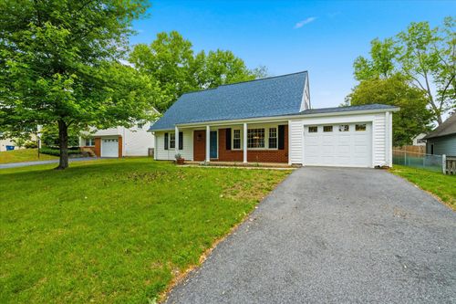 5406 Dunsmore Rd, ALEXANDRIA, VA, 22315-4206 | Card Image
